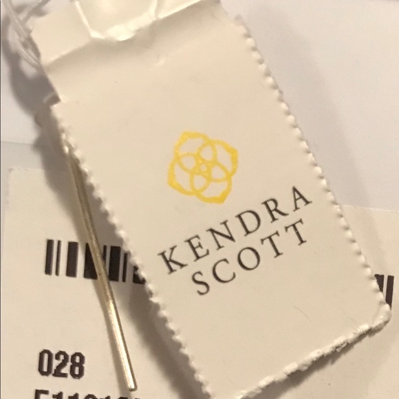🆕Kendra Scott Earrings NEW with Tag hammered gold - Picture 4 of 5
